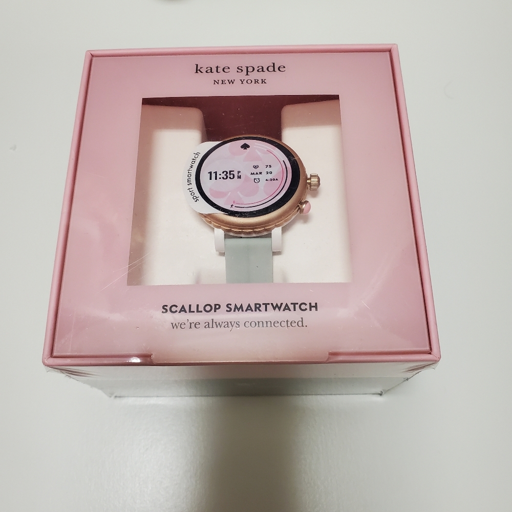 Kate spade scallop smartwatch